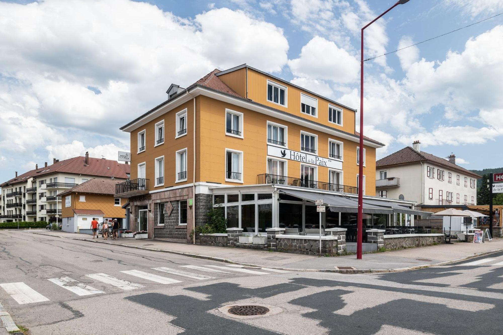 Hôtel De La Paix Gérardmer Exterior foto